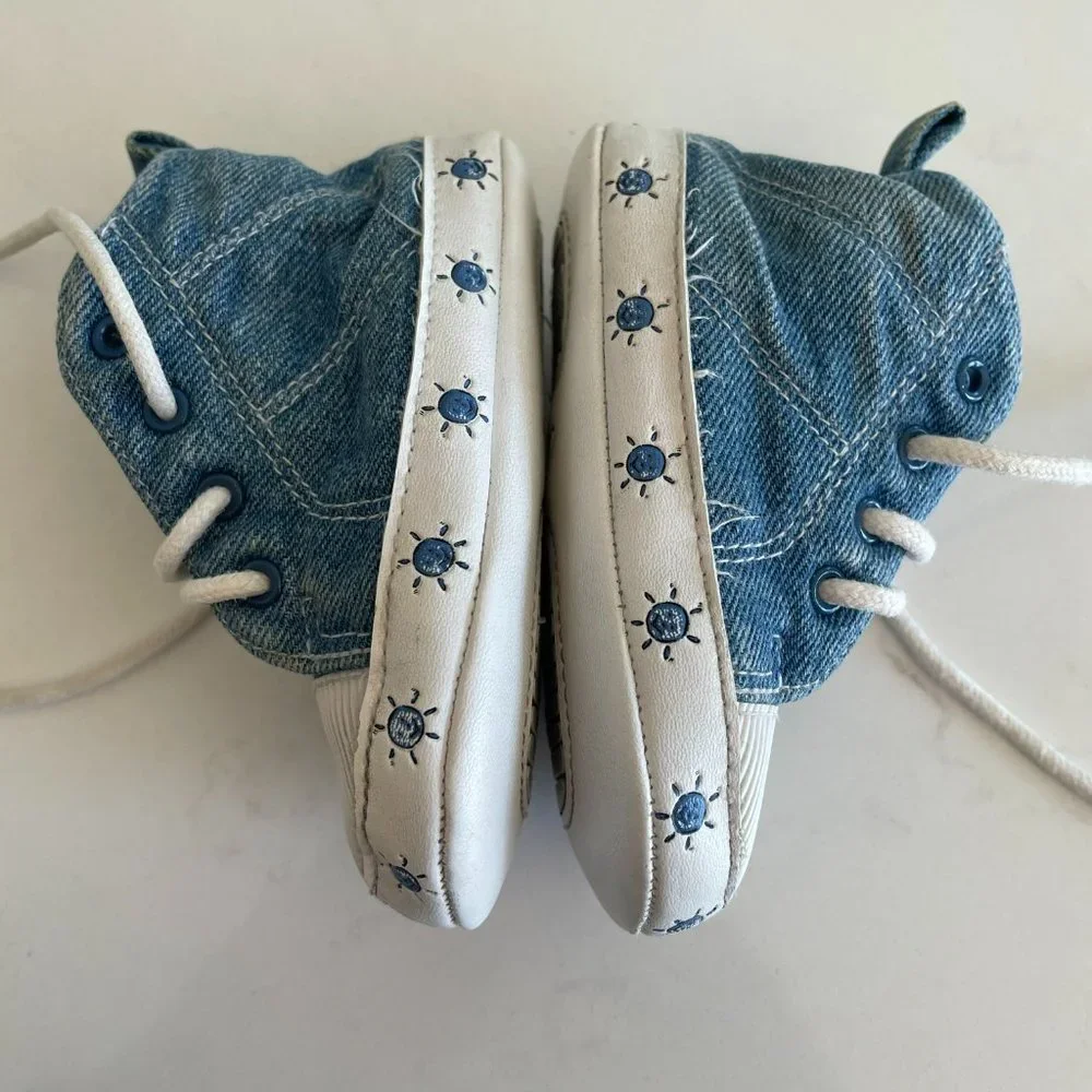 Carter’s Classics Vintage Sneaker Denim High Top Lace Up Baby Shoes Size 4
